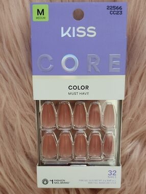 Brand New KISS CORE COLOR MUST HAVE False Nails-M